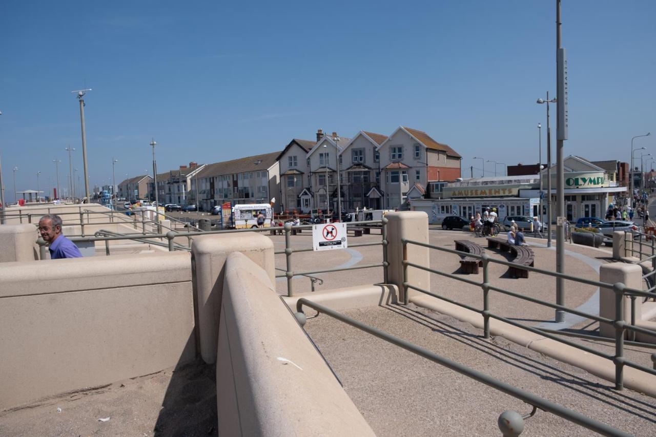 Seahawk Holiday Apartments Cleveleys Exterior photo