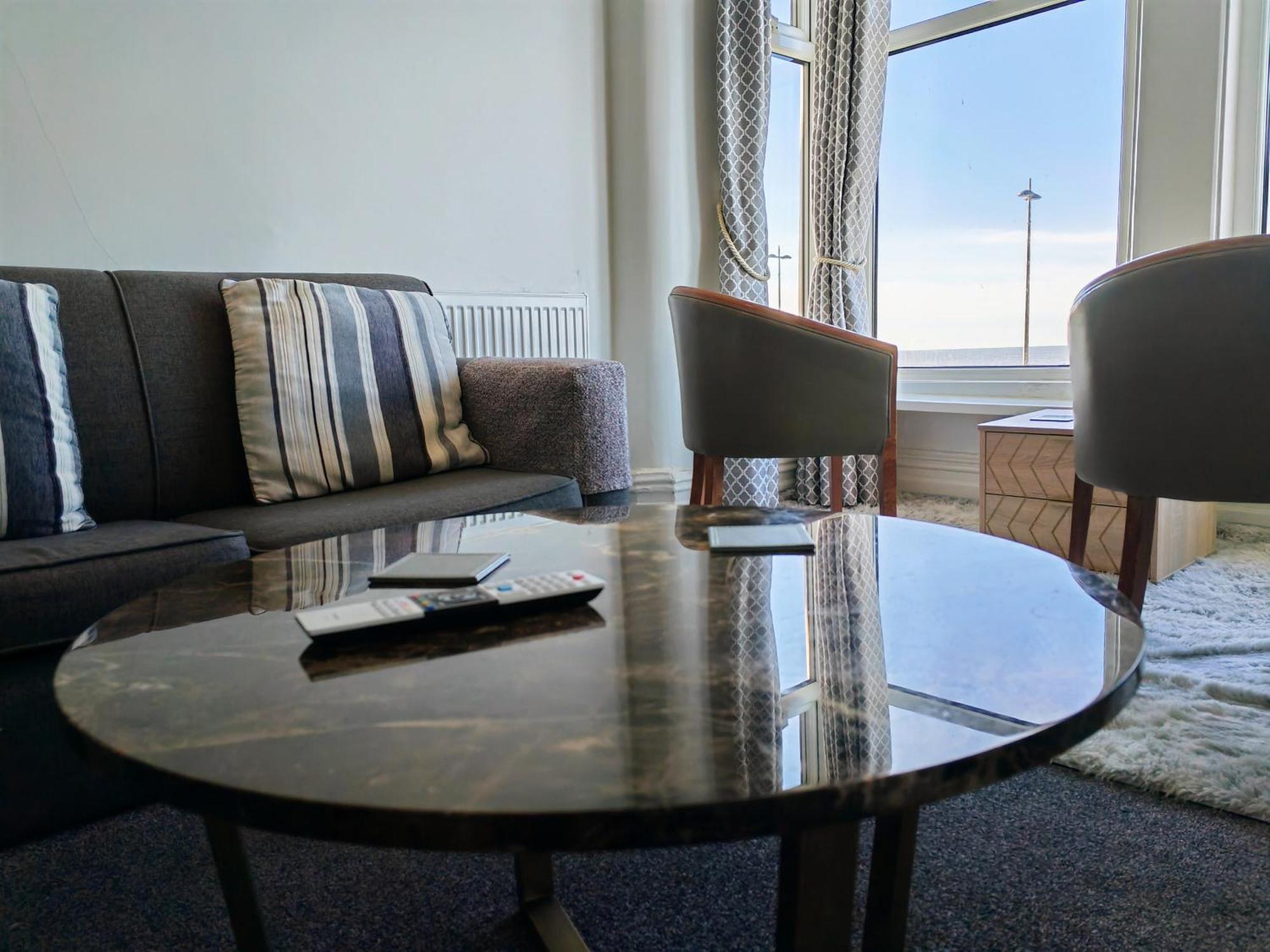 Seahawk Holiday Apartments Cleveleys Exterior photo