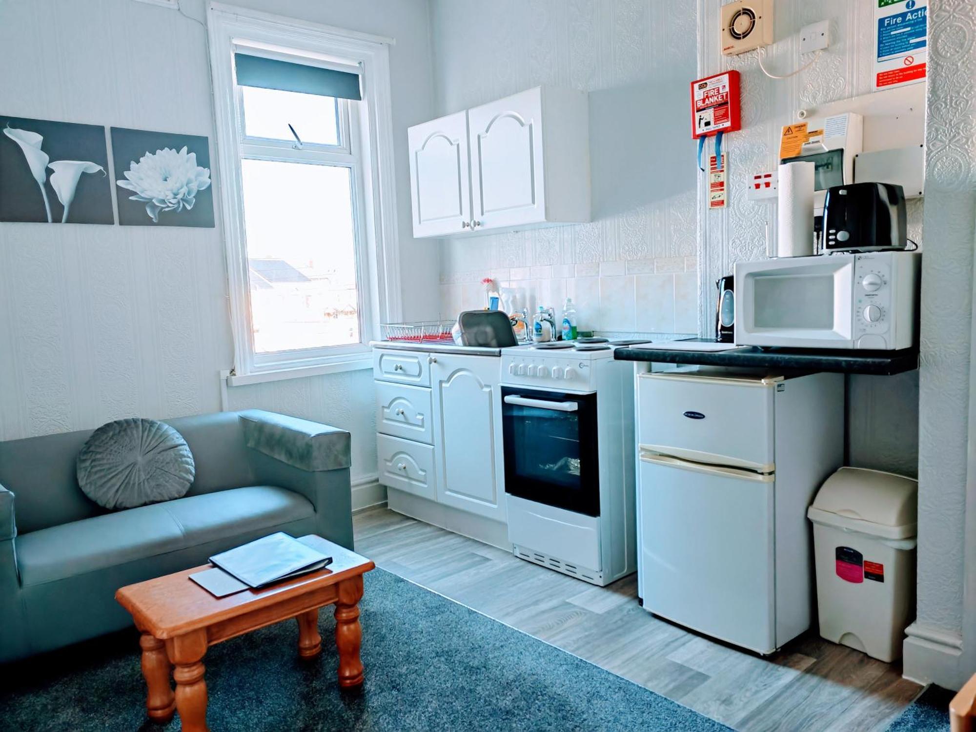 Seahawk Holiday Apartments Cleveleys Exterior photo